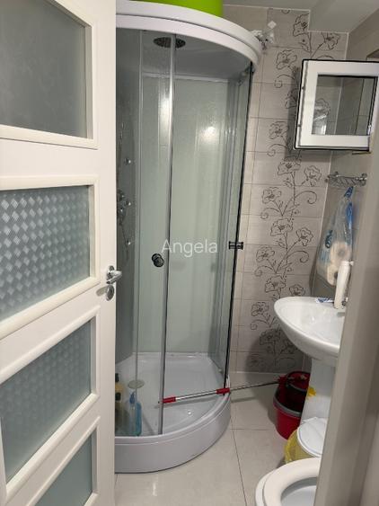 Vând apartament 4 camere semidecomandat zonă ultracentrală  - 12