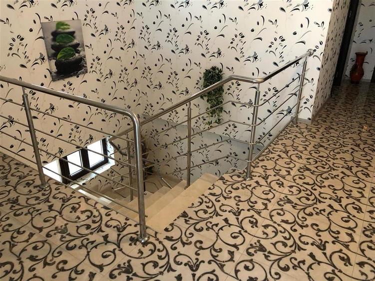 Vila individuala    P+1   Dr. Bisericii   teren 720mp