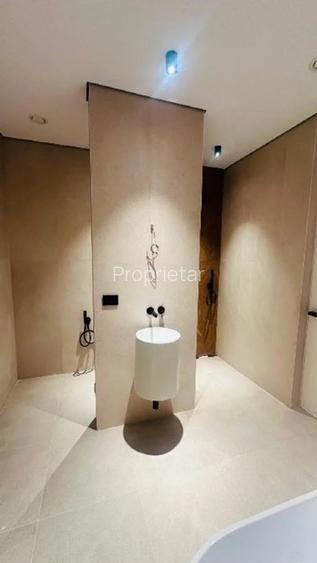 Casă Parter cu Design Minimalist și Piscină - 13