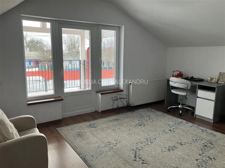 Vila de vanzare Stejari - 10