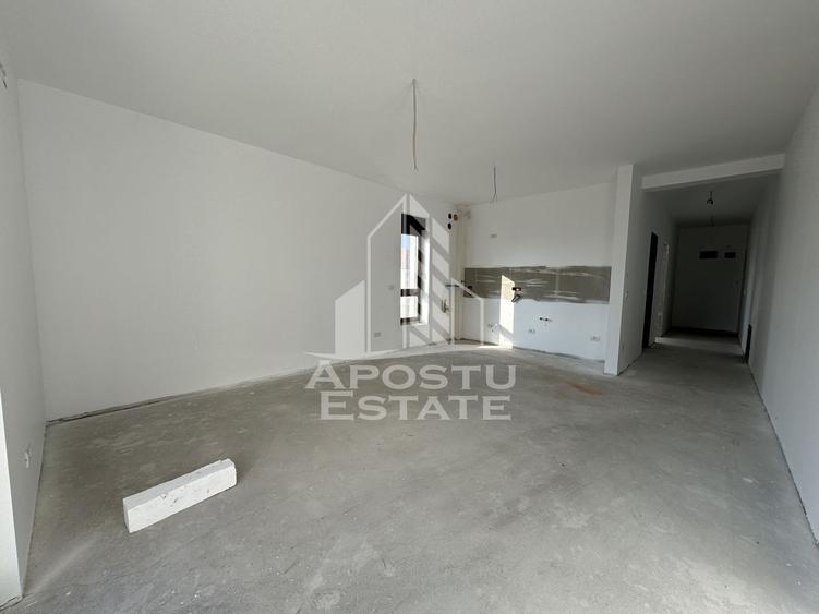 Apartament cu 2 camere incalzire in pardoseala, etajul 1 Bryatim.