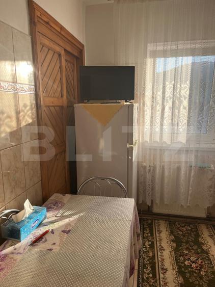 Apartament de vanzare, cu 3 camere, semidecomandat - in Vatra Dornei