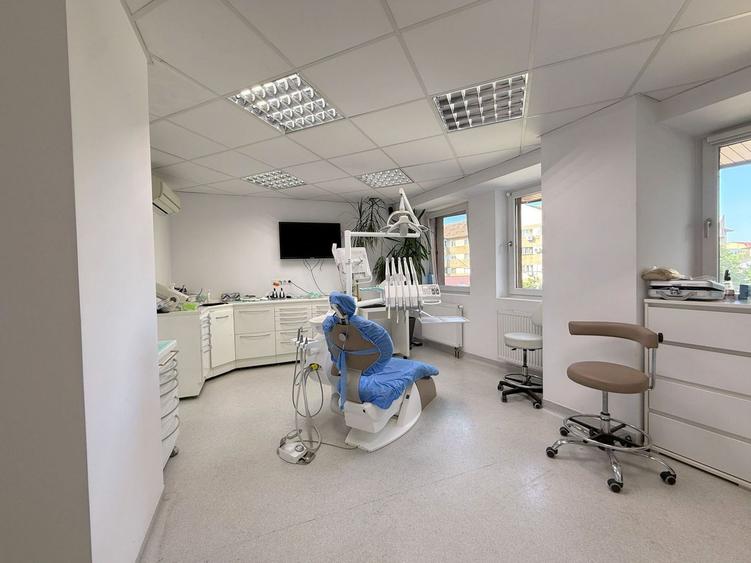 De vânzare clinică stomatologică, 148 mp utili, etaj 2, clădire P+8E cu lift