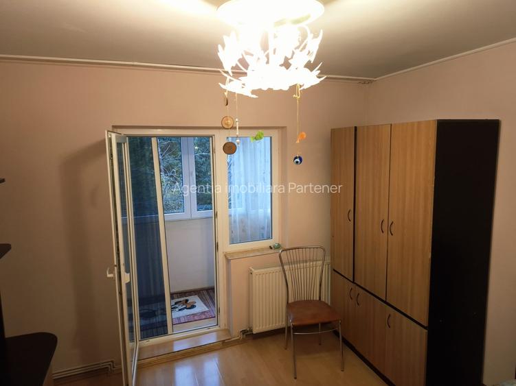 2 camere Teilor , Decomandat / Centrală , Amplasament DEOSEBIT - 13