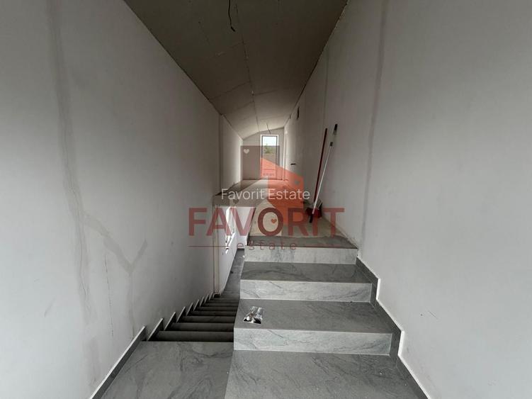 Individuala | Parter + Etaj + Pod | Asfalt | Toate utilitatile | Garaj - 12