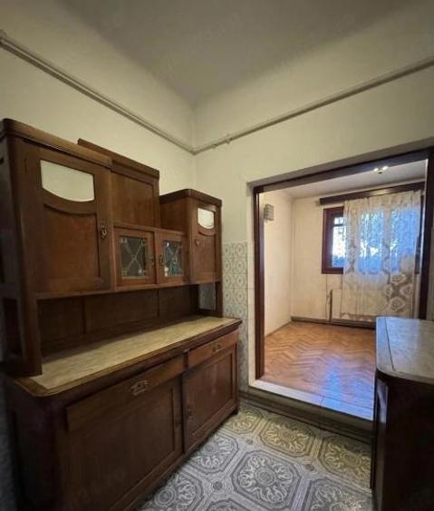 Spatiu Birouri - Comercial in zona Dorobanti 100 de mp in Vila P+1 la Parter
