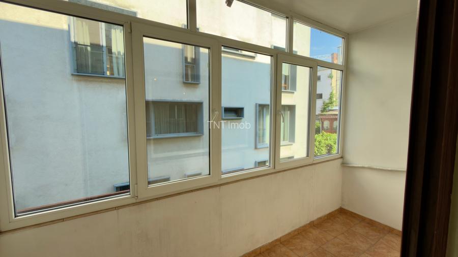 Apartament 4 camere Victoriei, centrala proprie, boxa, garaj, comision 0 ! - 38