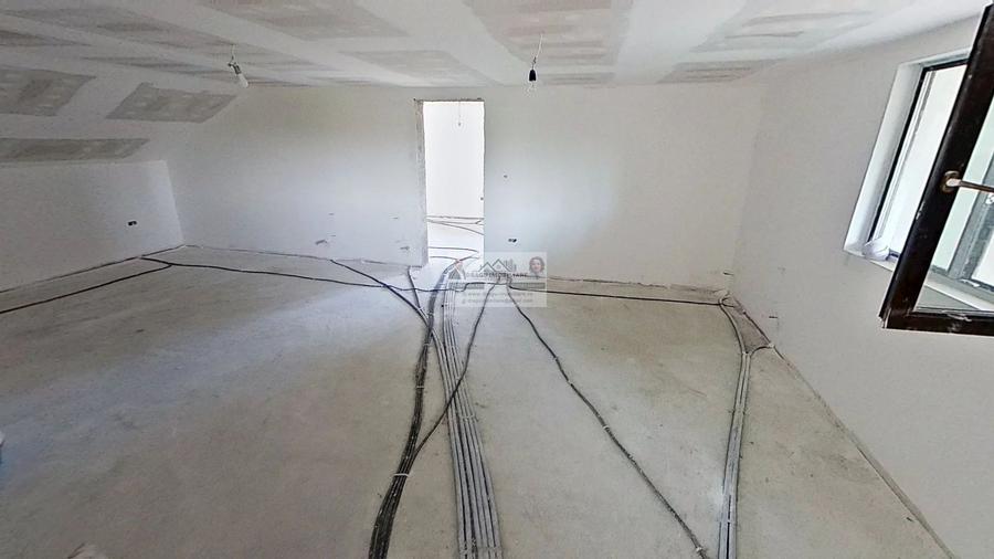 Casa Adjud - Oportunitate Premium: Vilă Individuală P+M