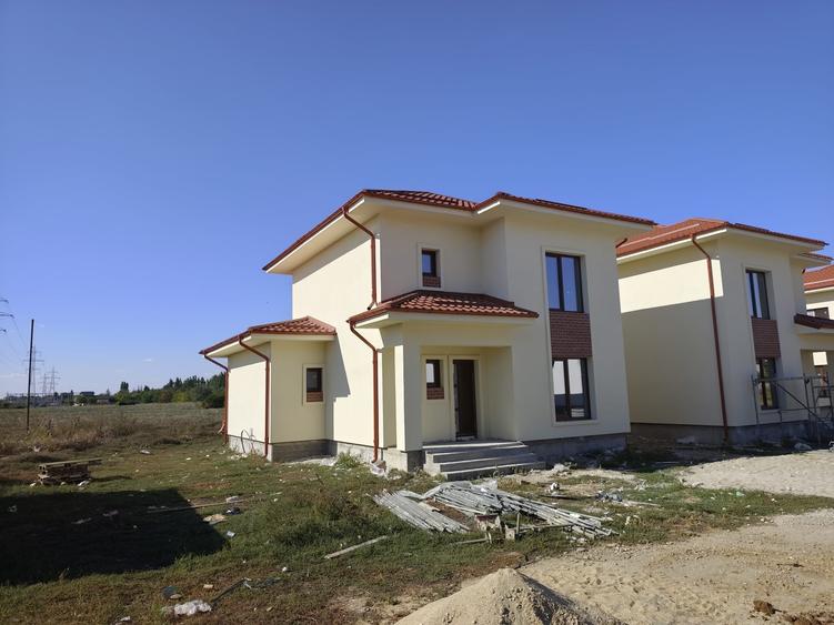 Eleganță arhitecturală și confort absolut 4 camere 3 bai P+1+pod terasa la cheie