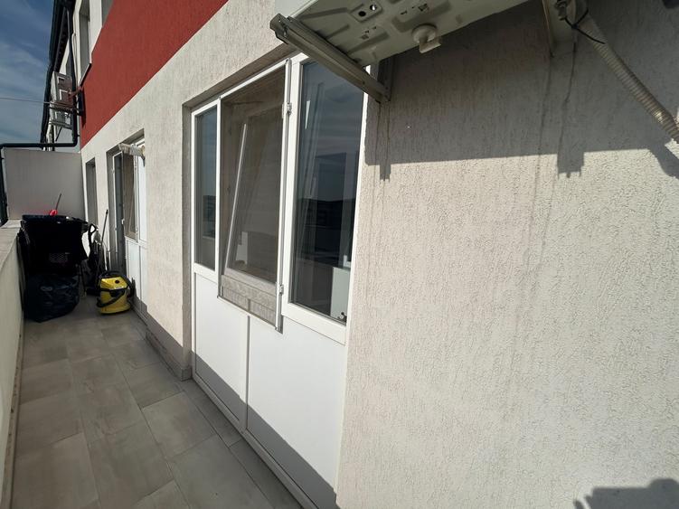 Apartament 2 camere decomandat, mobilat, utilat, metrou Berceni