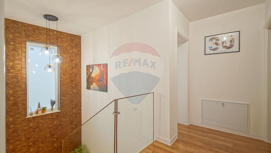 COMISION 0%| CASĂ ÎN STUPINI| FINISAJE PREMIUM| UTILITATI| TEREN 658MP