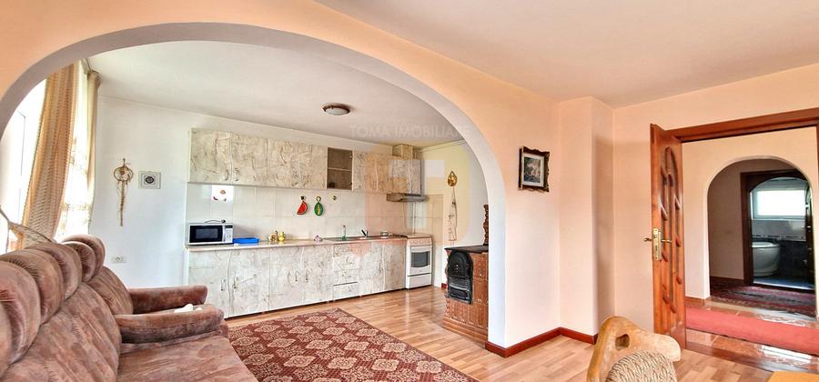 Casă cu 5 camere, teren 1.326 mp, Săvinești, Neamț