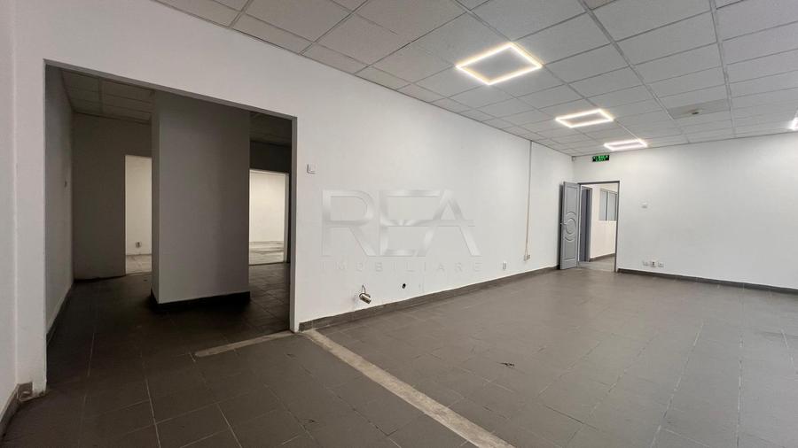 HALĂ INDUSTRIALĂ CU BIROURI | ZONA PALLADY DEPOZITARE/PRODUCTIE