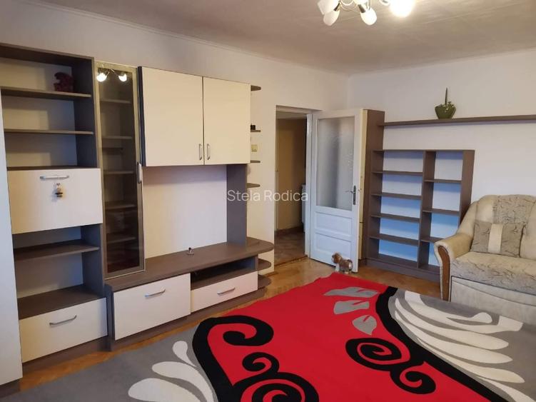 Apartament luminos mobilat