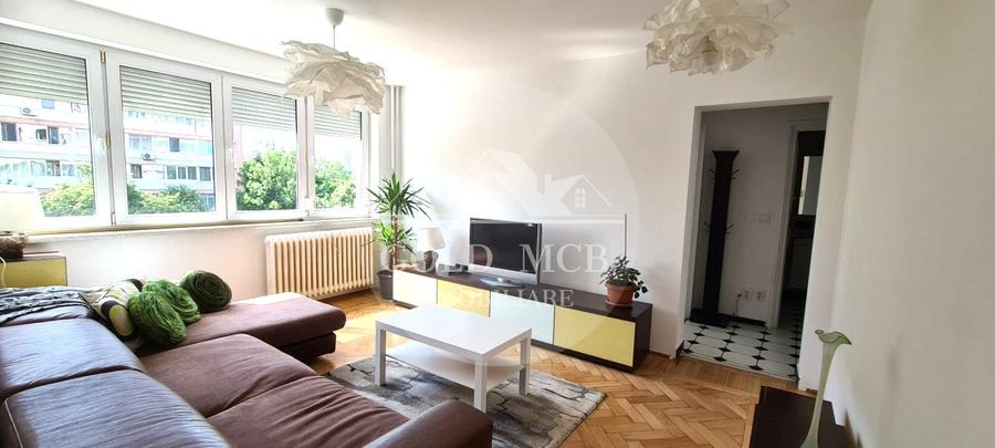 3 camere vis-a vis de Parul IOR