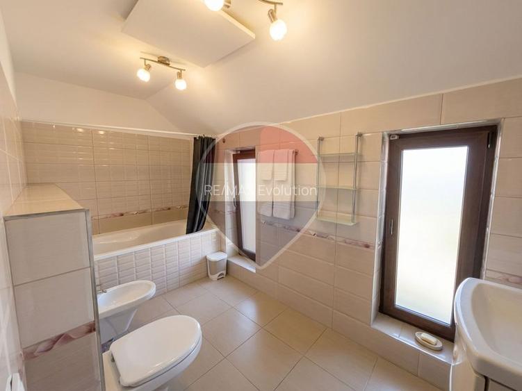 Duplex spațios cu 3 dormitoare, curte de 250 mp și parcare proprie. - 8