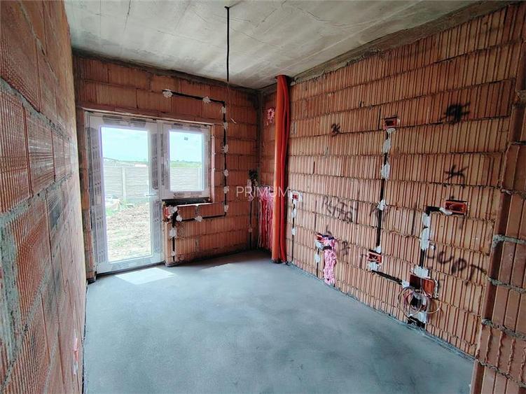 DUPLEX MANSARDABIL - SEPARAT PRIN BAIE - PERSONALIZARE INTERIOARA - 5