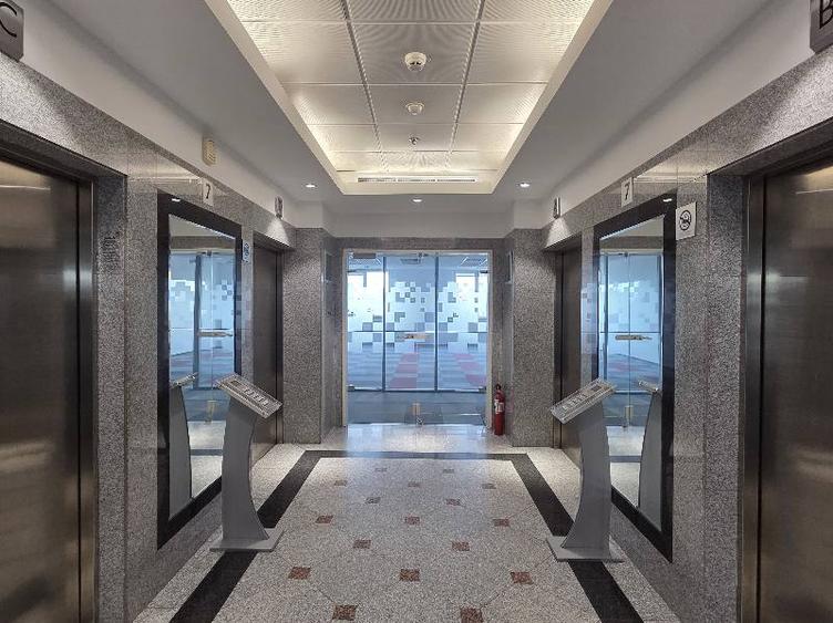 Bucharest Business Center, Victoriei, 396 - 4200 mp  0% comision!