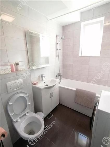 Apartament 2 camere balcon pod generos parcare zona Calea Cisnadiei