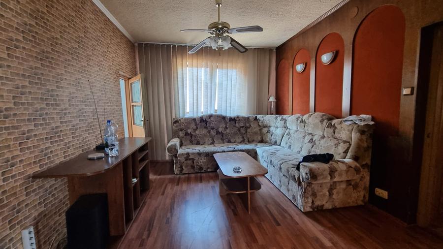 Parte de casa etaj 1 cu curte separata semicentral 87000