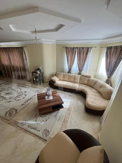 De vânzare casa 250mp, teren 625 , în zona Lazuri