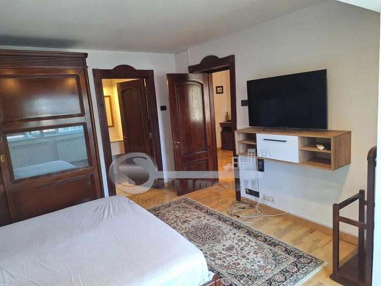 Apartament 3 Camere Centru - 800 euro