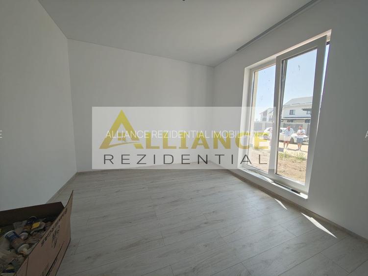 CASA PARTER-4 CAMERE- TEREN 500 MP-STR.ASFALTATA - 4
