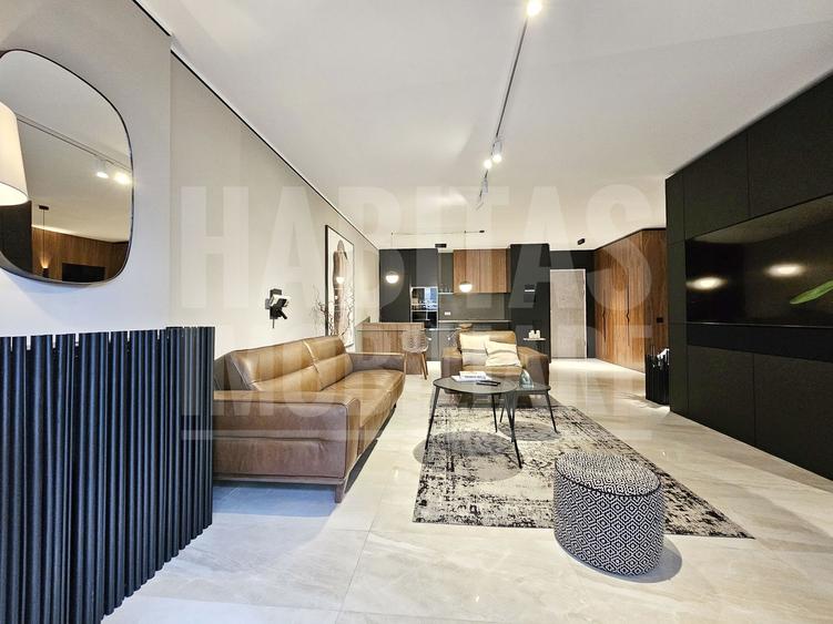 Apartament 2 camere, etaj 4 din 6, ultrafinisat, zona Iulius Mall