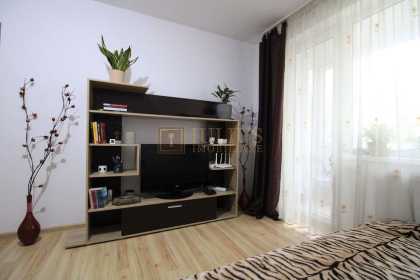 2 camere; centrala proprie Medicina - Vasile Lucaciu