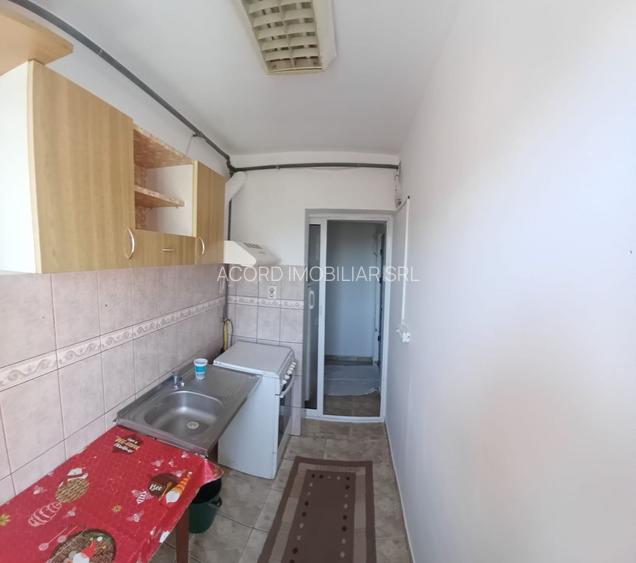 Apartament 2 camere zona Casa de Cultura cu Centrala - 6