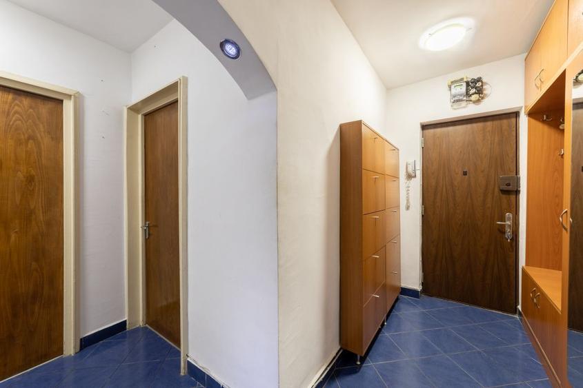 Ap. 3 camere, decomandat, etaj 2, Lacul Tei, Bucuresti