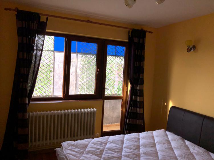 Apartament 3 camere Podul Ros -Pallas