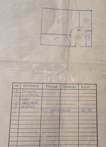 Garsonieră Nerva Traian decomandată, an 1992, metrou, 37 mp