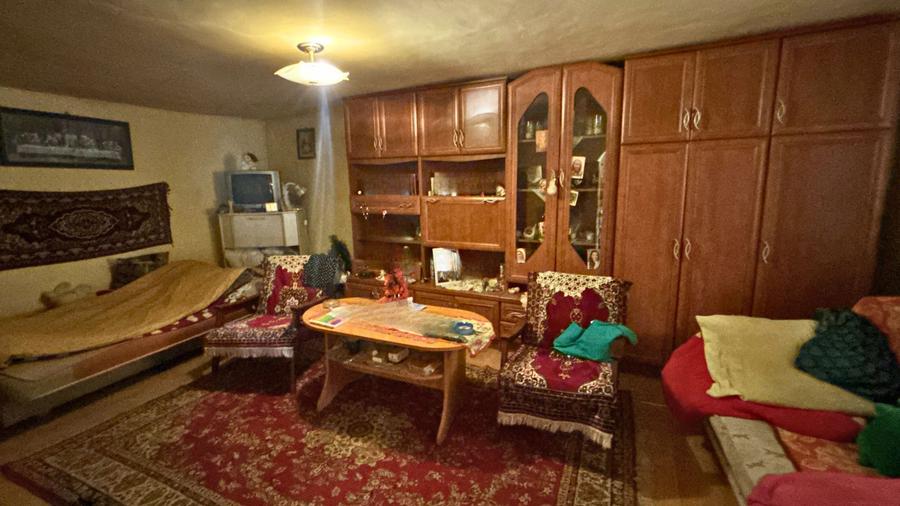 Doua case de vanzare 75 M² + curte 720 M² Piata Kalvin