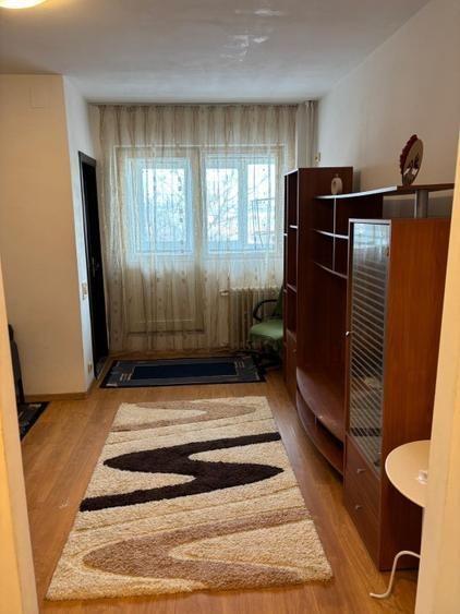 Vanzare garsoniera in zona Fizicienilor