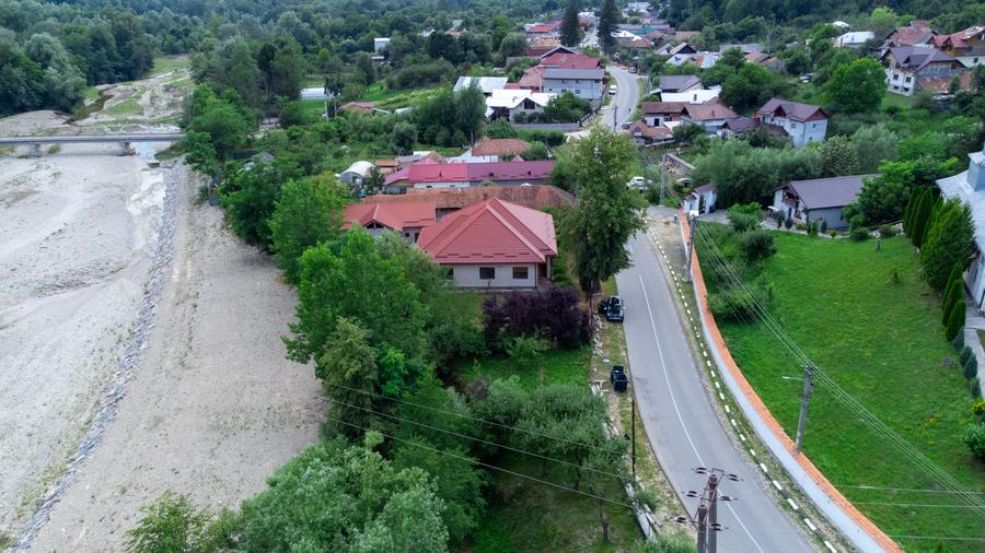 Vanzare - casa Bezdead - casa de vacanta