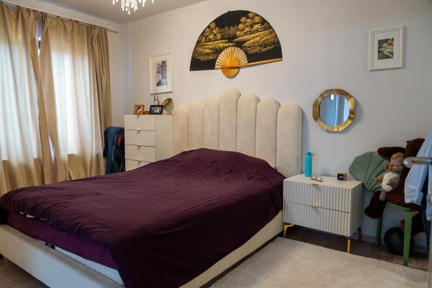 Baneasa lake House 340sqm, swimming pool, lake side deck