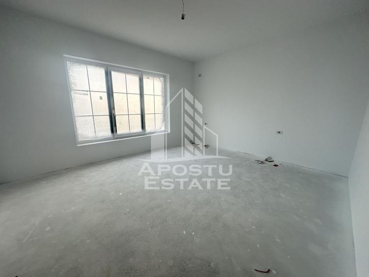 Duplex modern cu 4 camere in Giroc, vatra satului