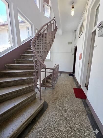 Garsonieră 44 mp Piața Romană | Imobil istoric | Fără risc seismic