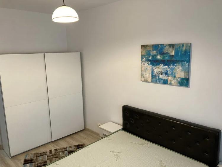 Apartament 2 camere, decomandat, 50 mp, ac, centrala proprie, metrou, Militari