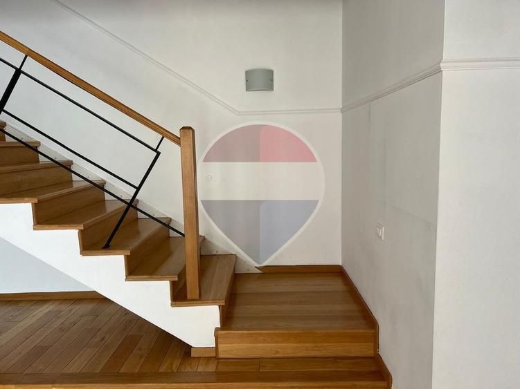 INCHIRIERE Apartament cu 3 camere in zona Nordului