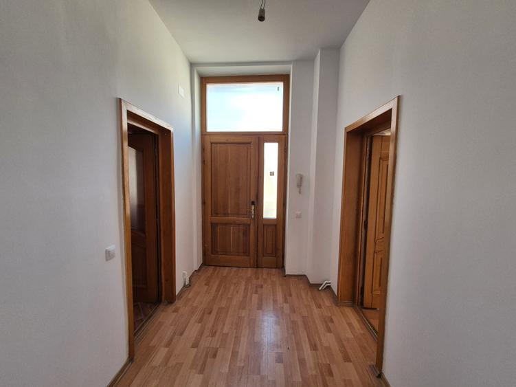 De închiriat spațiu birouri în zonă ultracentrală