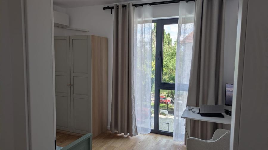 Apartament 3 camere Paltim - prima inchiriere