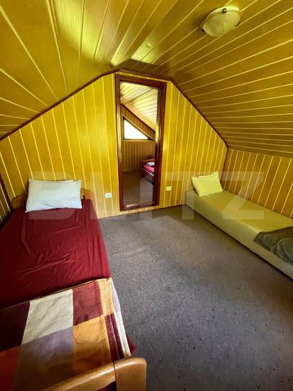 Casa de vacanta cu 4 camere, 1470 mp teren, Sugag