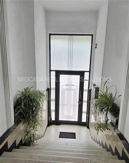 Eleganta interbelica : Apartament cu 6 camere si terasa, ideal pentru birouri sa - 18