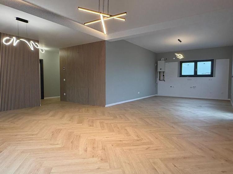 Apartament la Vila, 4 camere si gradina privata