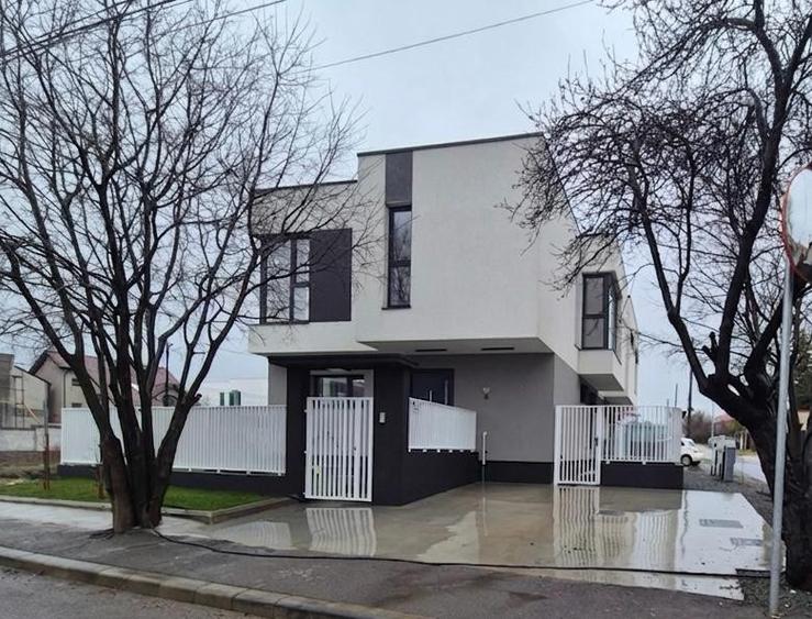 DUPLEX MODERN | PALAZU MARE | 99 MPU