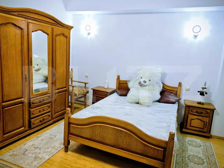 Apartament 3 camere, 80 mp, zona Podul de piatra