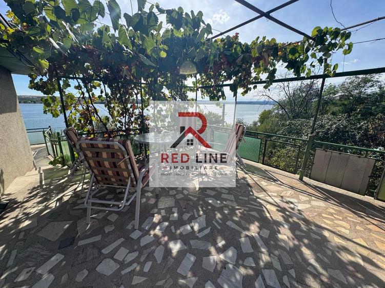 Casă și teren cu vedere panoramică la Dunare – Zonă Tabaci