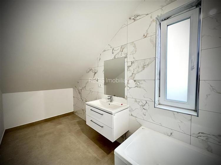 2 camere 96 mp, 2 bai, vedere spectaculoasa – Rasnov - 15